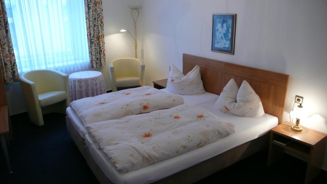 Storyhotel Bergischer Hof Koenigswinter Room photo